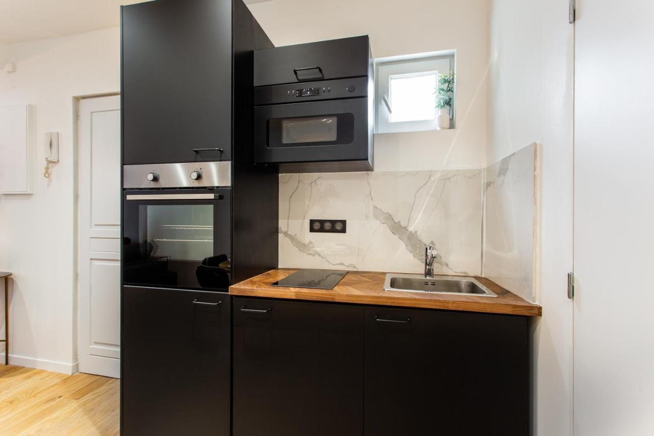 Apartament Cmg Montmartre/ Marche Saint-Pierre Paryż Zewnętrze zdjęcie